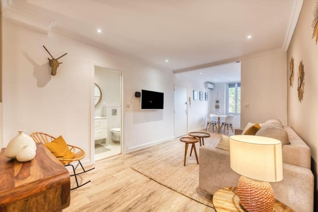 Appartement Neuf Centre Ville Et Plage A Proximite Saint-Raphaël 外观 照片